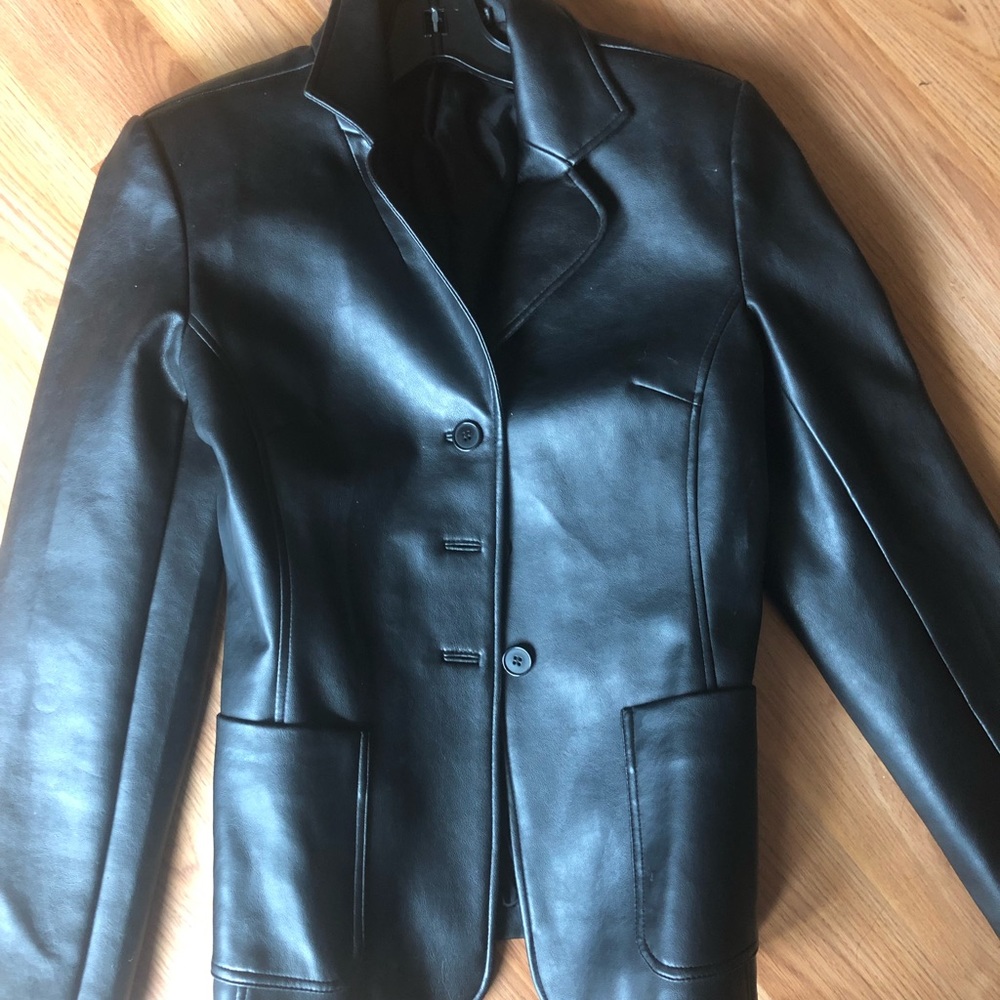 Jacket - Picture 2 of 4